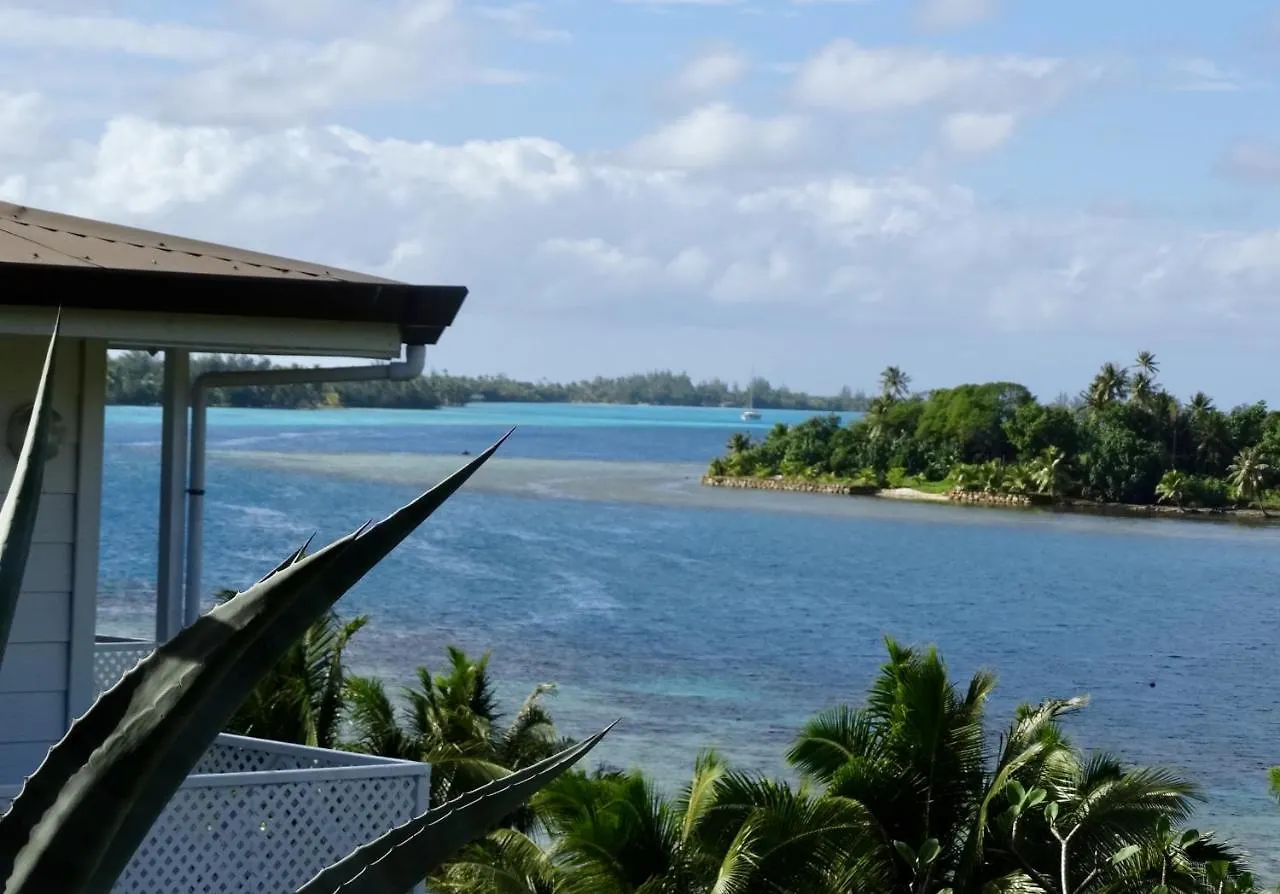 BLUE LAGOON LODGE HUAHINE, vue mer et accés privé lagon Maroe Polinesia Francesa